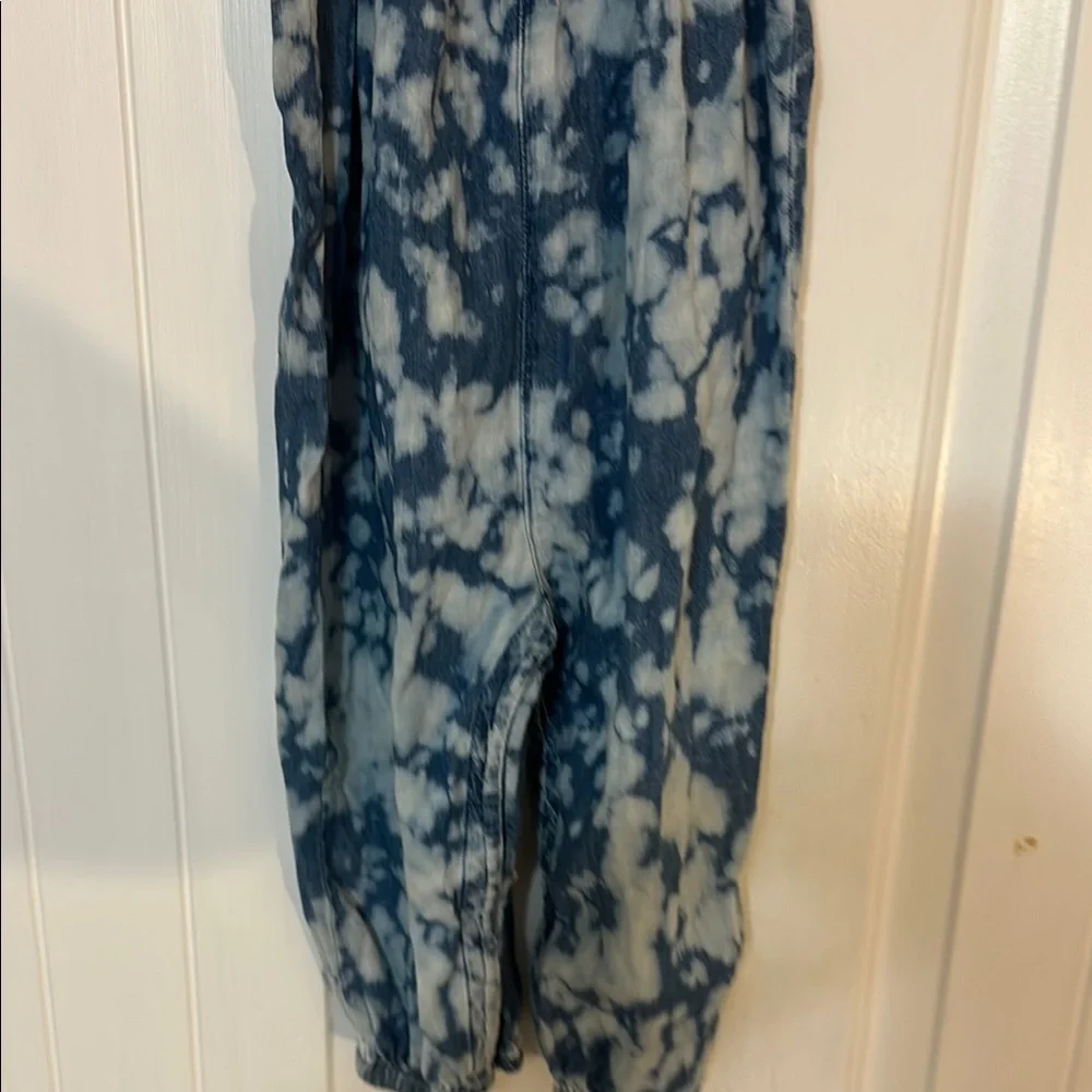 GAP chic tie